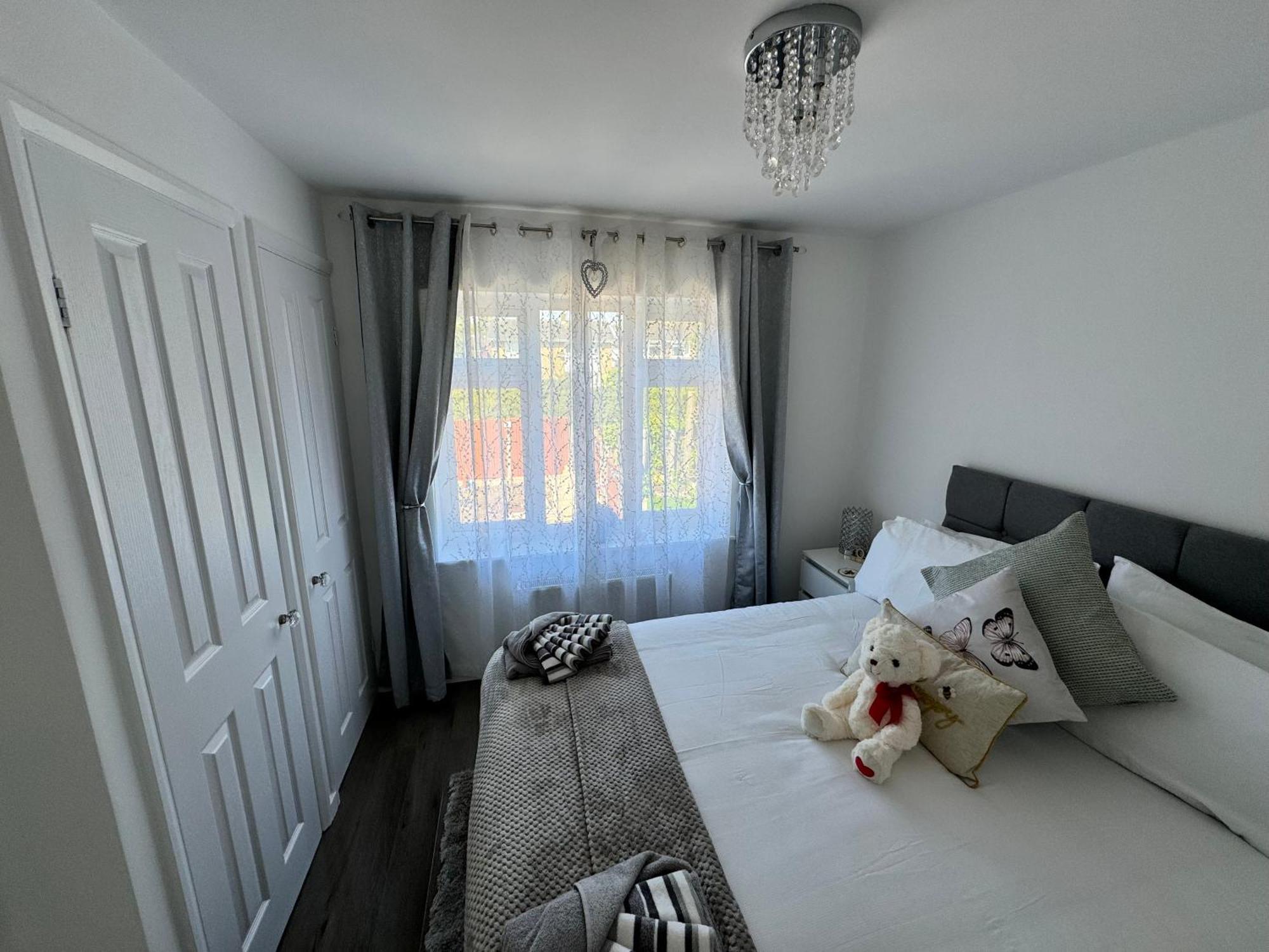 Villa Modern 3-Bed Hideaway Near Westgate With Parking Canterbury Exterior foto