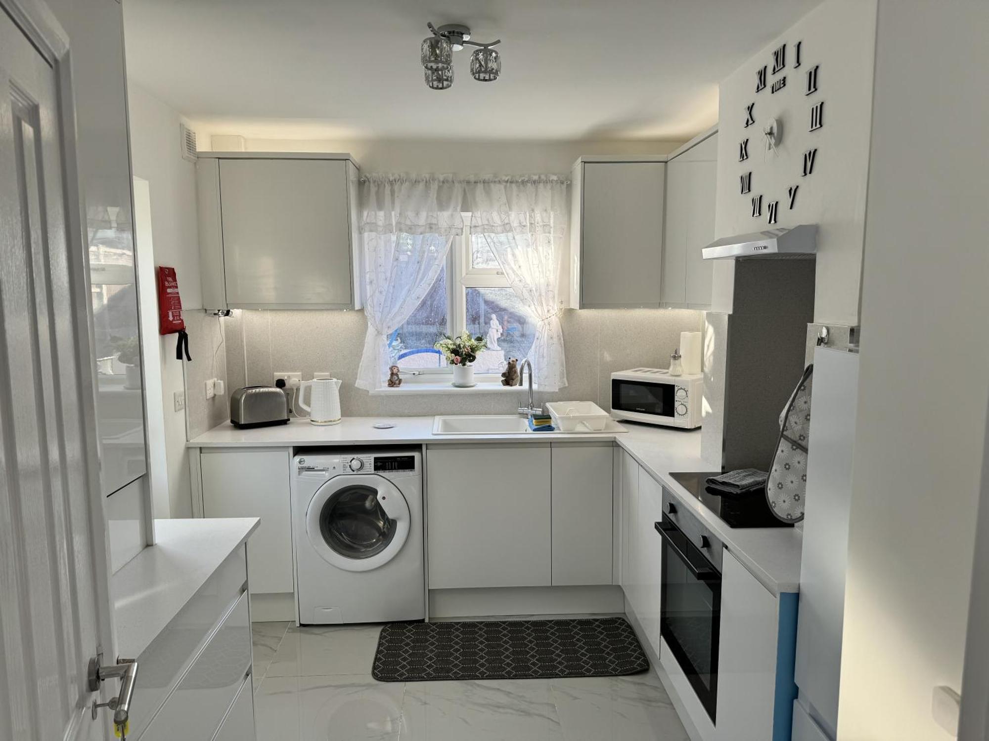 Villa Modern 3-Bed Hideaway Near Westgate With Parking Canterbury Exterior foto